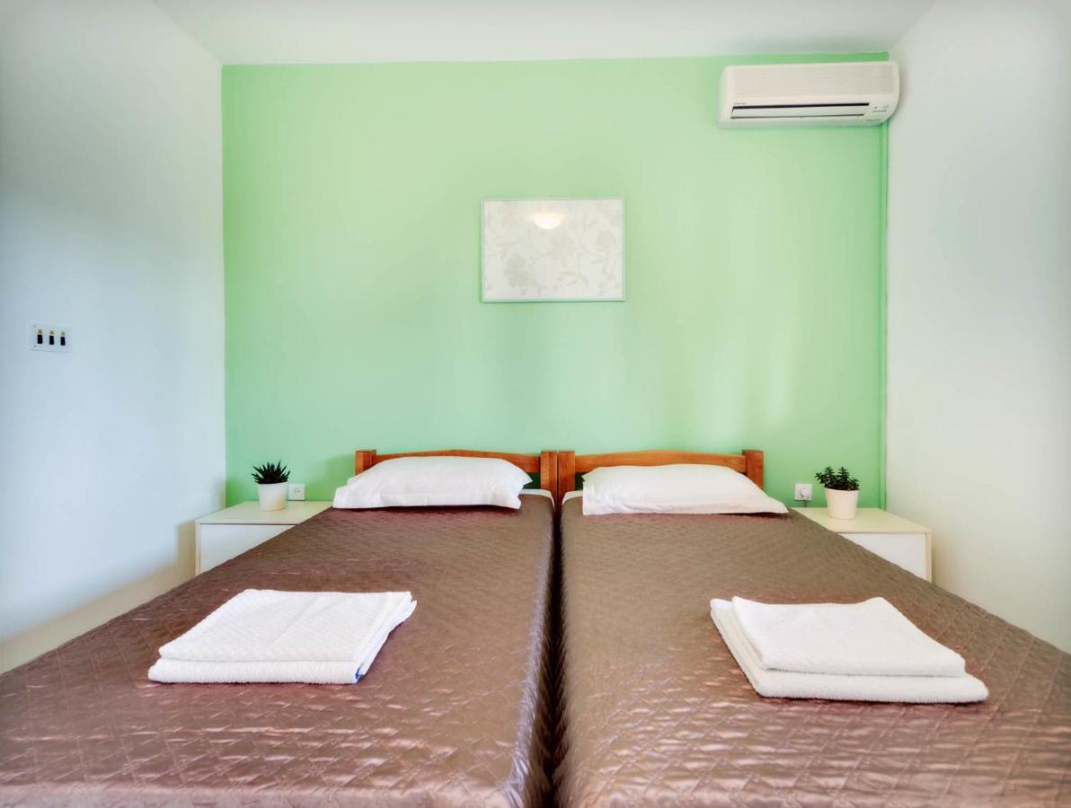 Apartments Zizic Βόντιτσε Δωμάτιο φωτογραφία